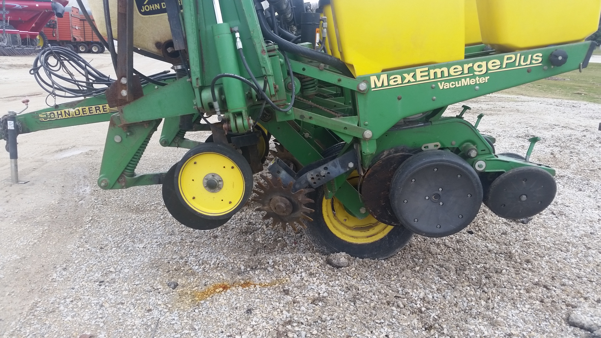 John Deere 1750 Planter