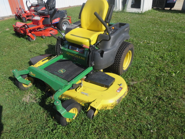 John Deere Z465 Mower/Zero Turn