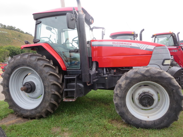 2009 McCormick XTX185 Tractor