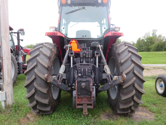 2009 McCormick XTX185 Tractor