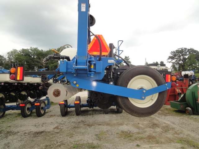 Kinze 3660 Planter