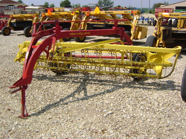 New Holland 56 Rake/Hay