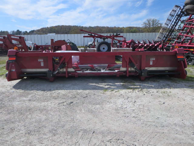 2011 Case IH 3408 Header Combine