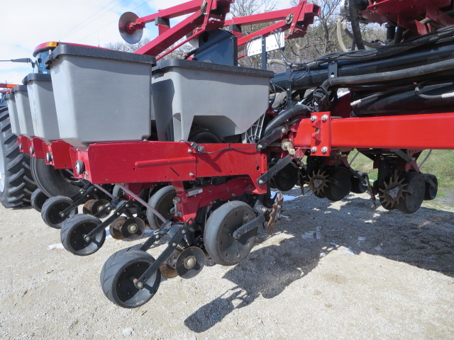 2012 Case IH 1250 Planter