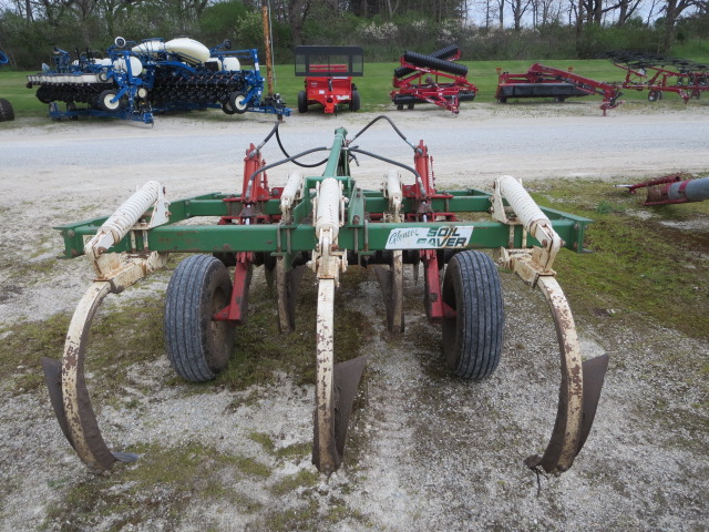 Glencoe SOIL SAVER Chisel Plow