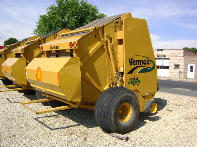 2014 Vermeer 605SM Baler/Round