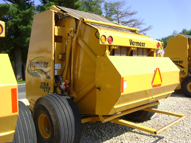 2014 Vermeer 605SM Baler/Round