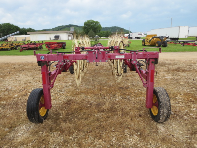 New Holland HT-152 Rake