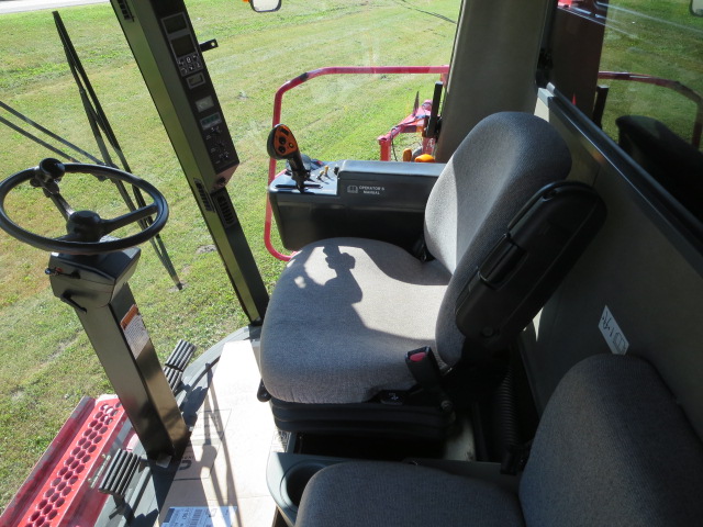 Case IH 2388 Combine