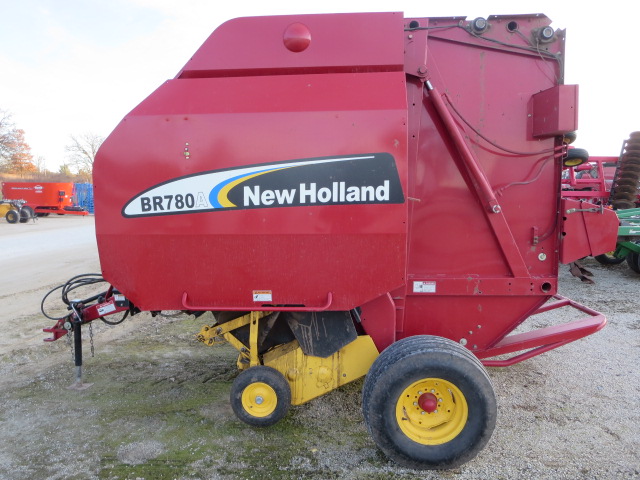 New Holland BR780A Baler/Round