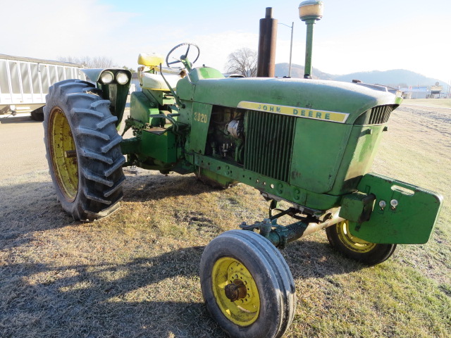 John Deere 3020 Tractor