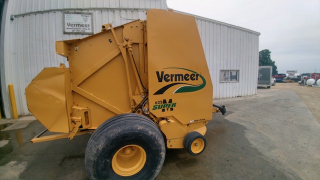 2009 Vermeer 605SM Baler/Round