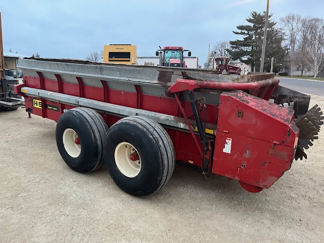 2015 H&S 430W Manure Spreader