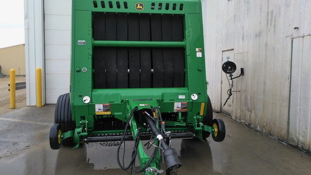 2022 John Deere 560M Baler/Round