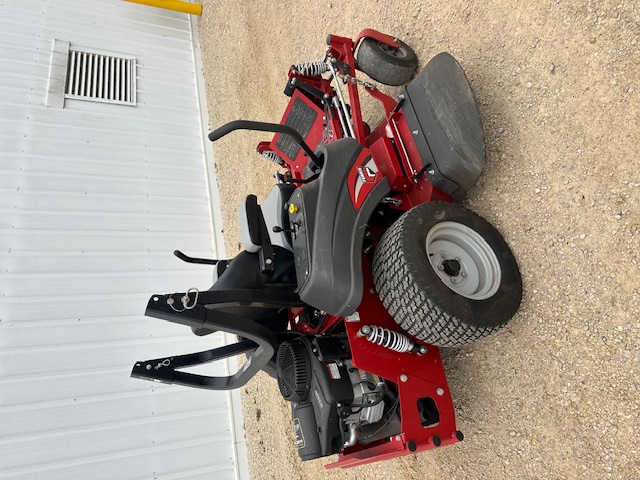 Ferris ISX800 27 Mower/Zero Turn