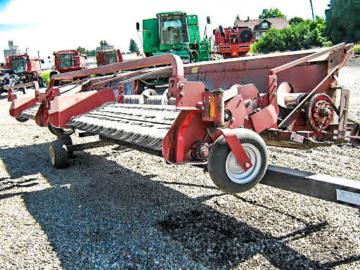 Case IH 810 -24' Combine Attachment