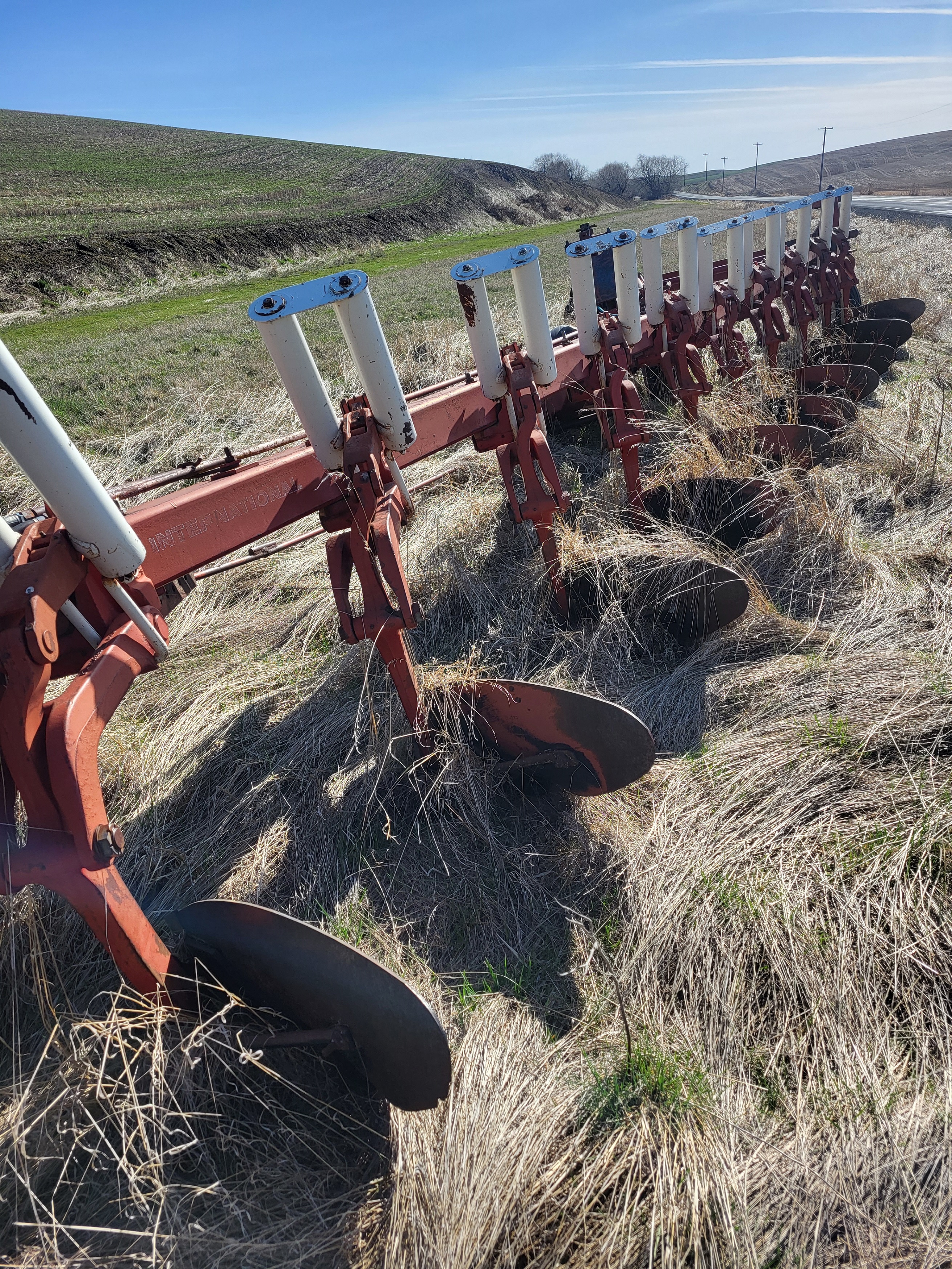 International 800 Plow