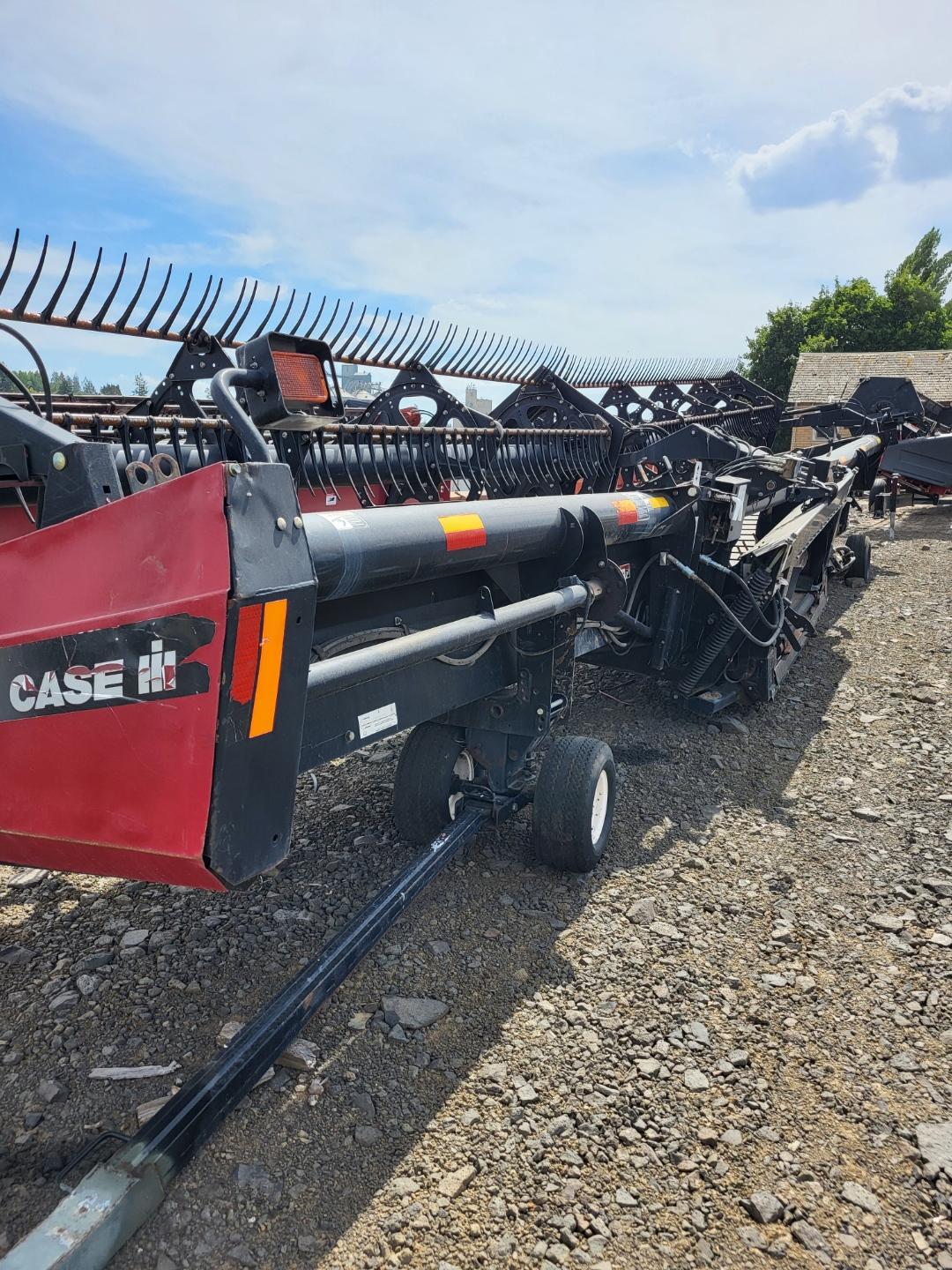 2004 Case IH 2062-36 Header Combine