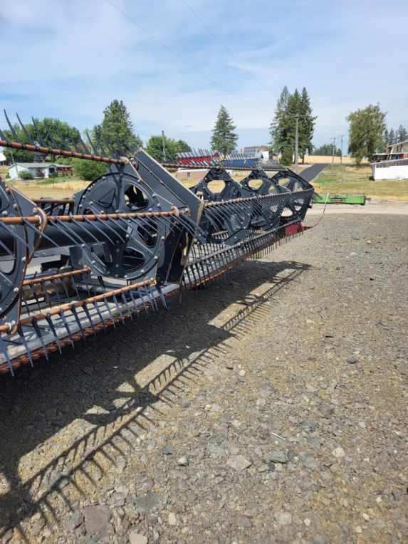 2004 Case IH 2062-36 Header Combine