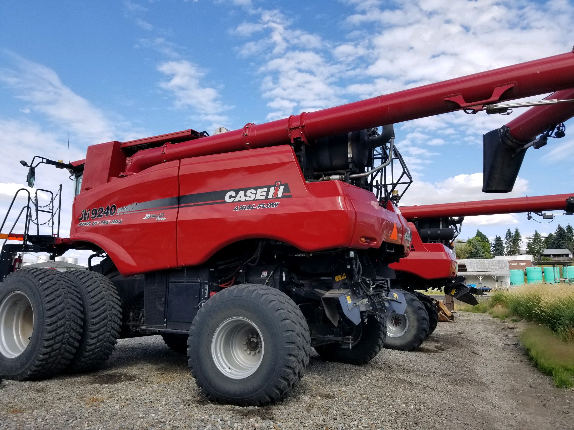 Case IH 9240H Combine