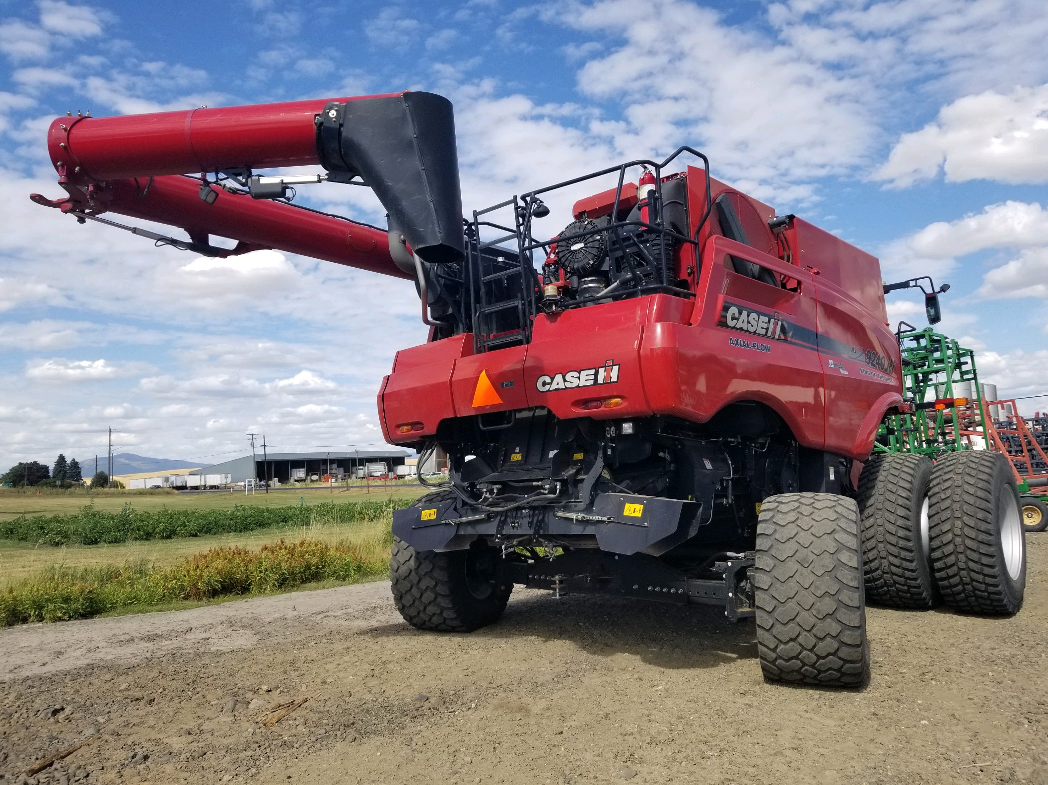 Case IH 9240H Combine