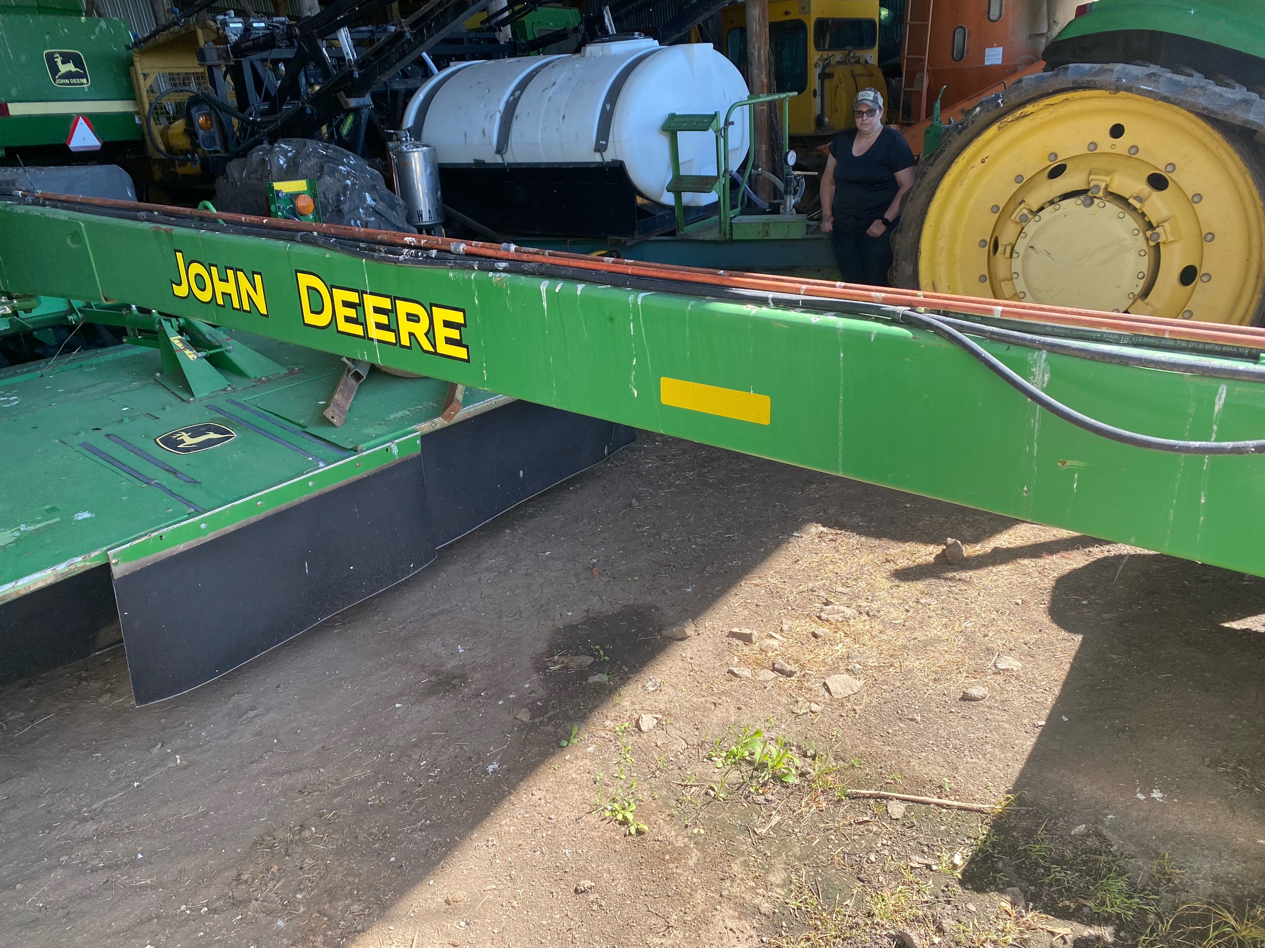 John Deere 946 Mower Conditioner