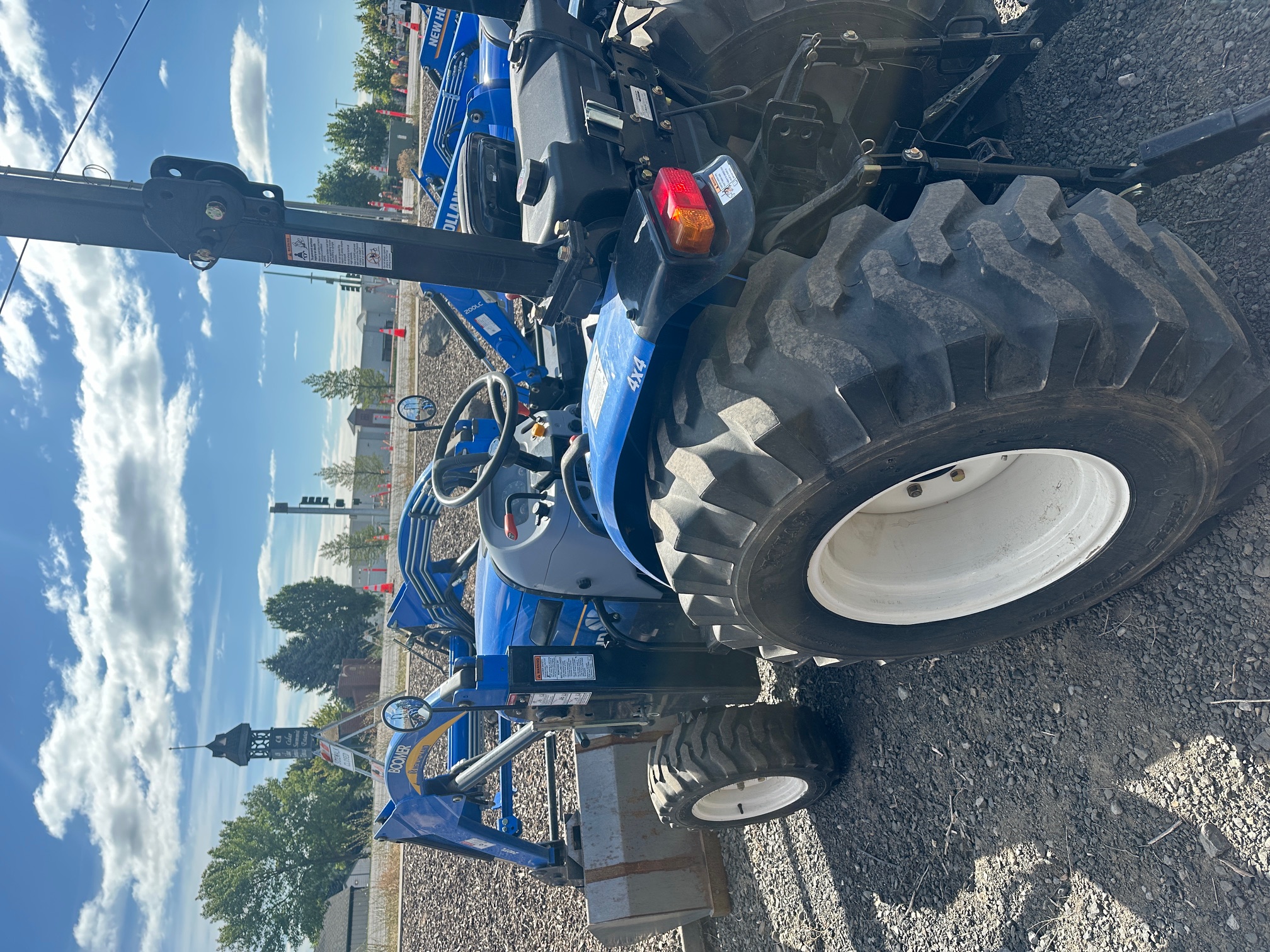 2013 New Holland Boomer 30 Tractor