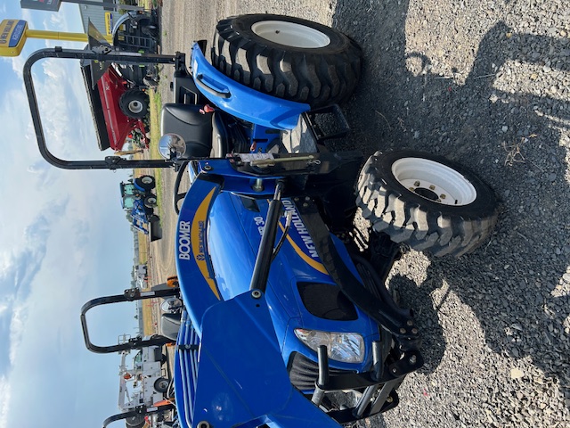 2013 New Holland Boomer 30 Tractor