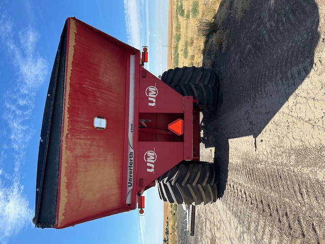 Unverferth 1315 Grain Cart