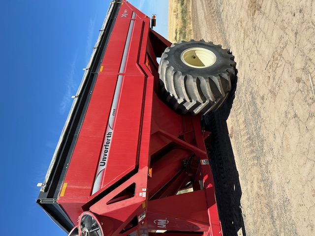 Unverferth 1315 Grain Cart