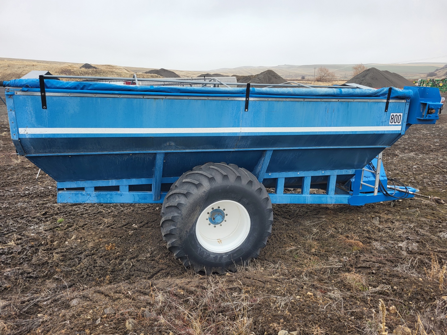 Kinze 800 Grain Cart