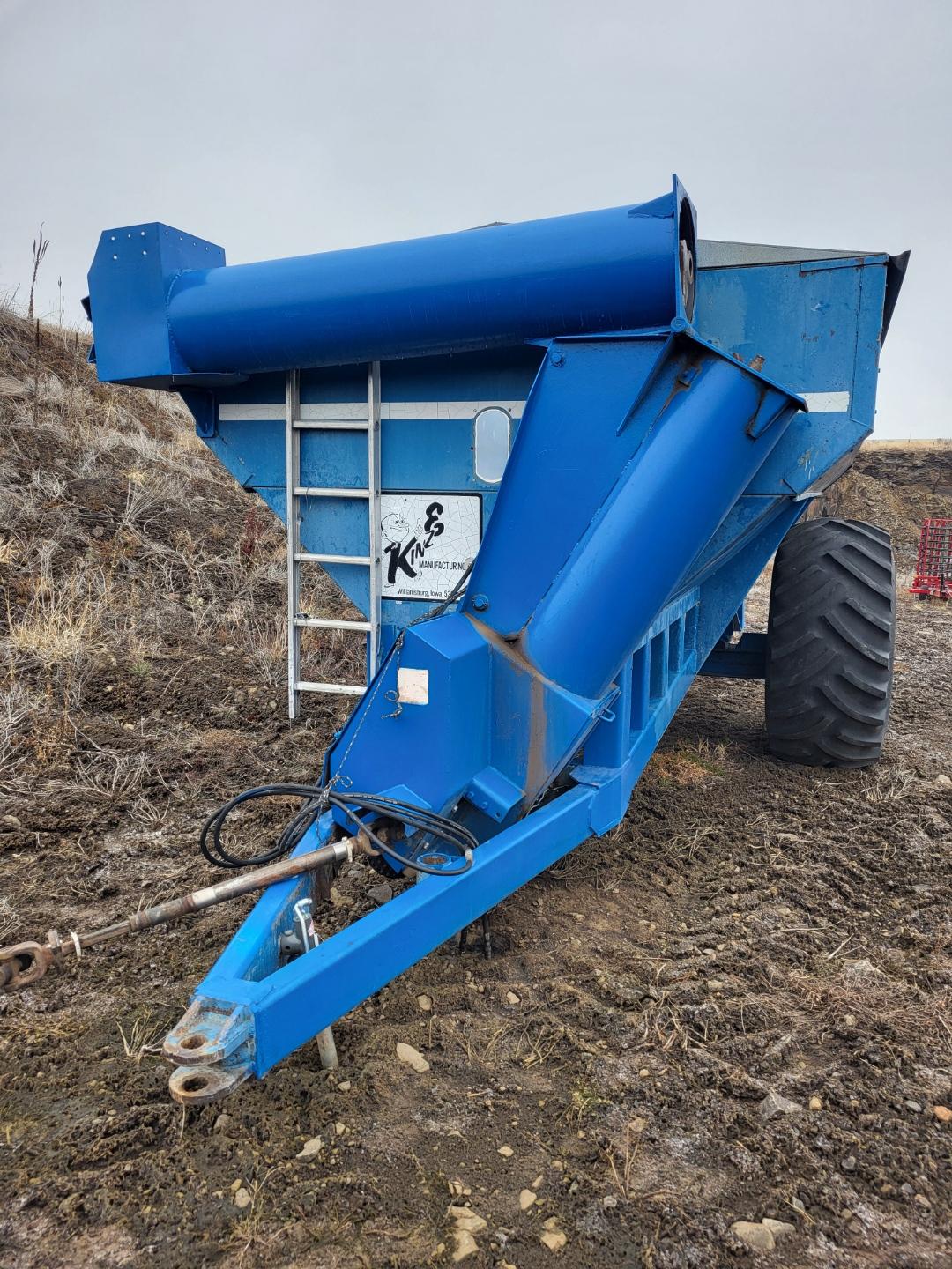 Kinze 800 Grain Cart