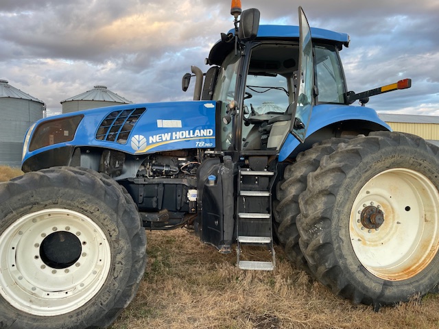 2011 New Holland T8.360 Tractor