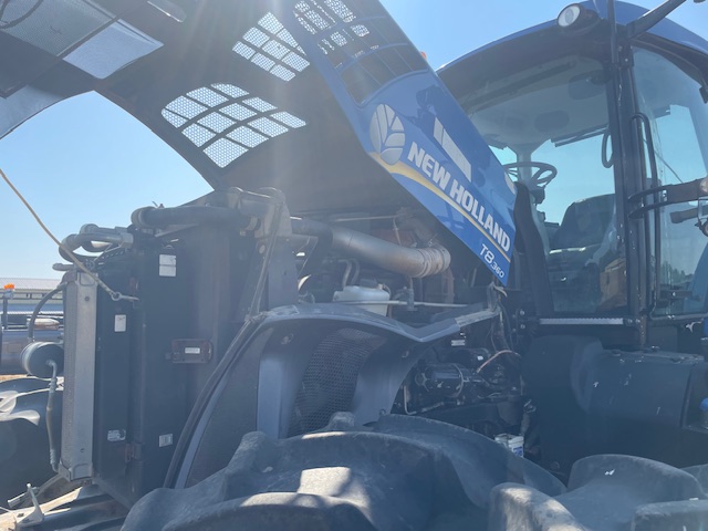 2011 New Holland T8.360 Tractor