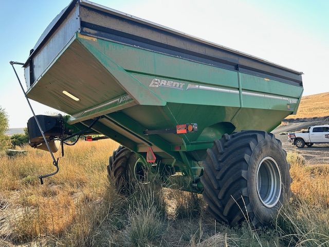 Brent V1100 Grain Cart