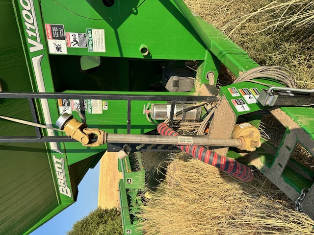 Brent V1100 Grain Cart