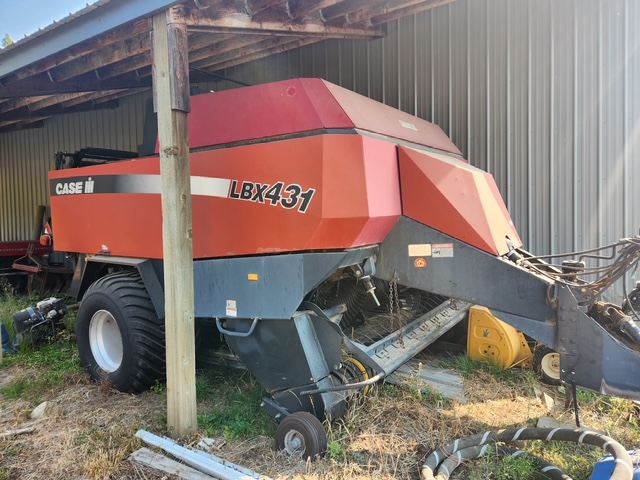 2002 Case IH LBX431R Baler/Big Square
