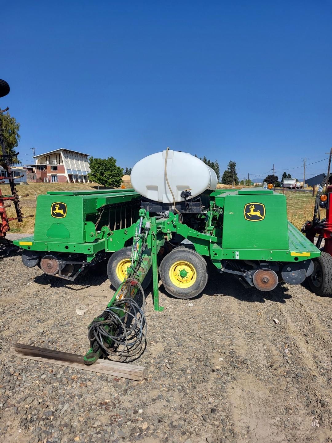 2013 John Deere 455 Drill