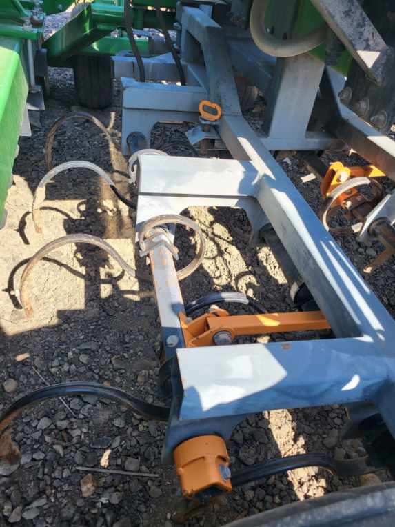 2013 John Deere 455 Drill