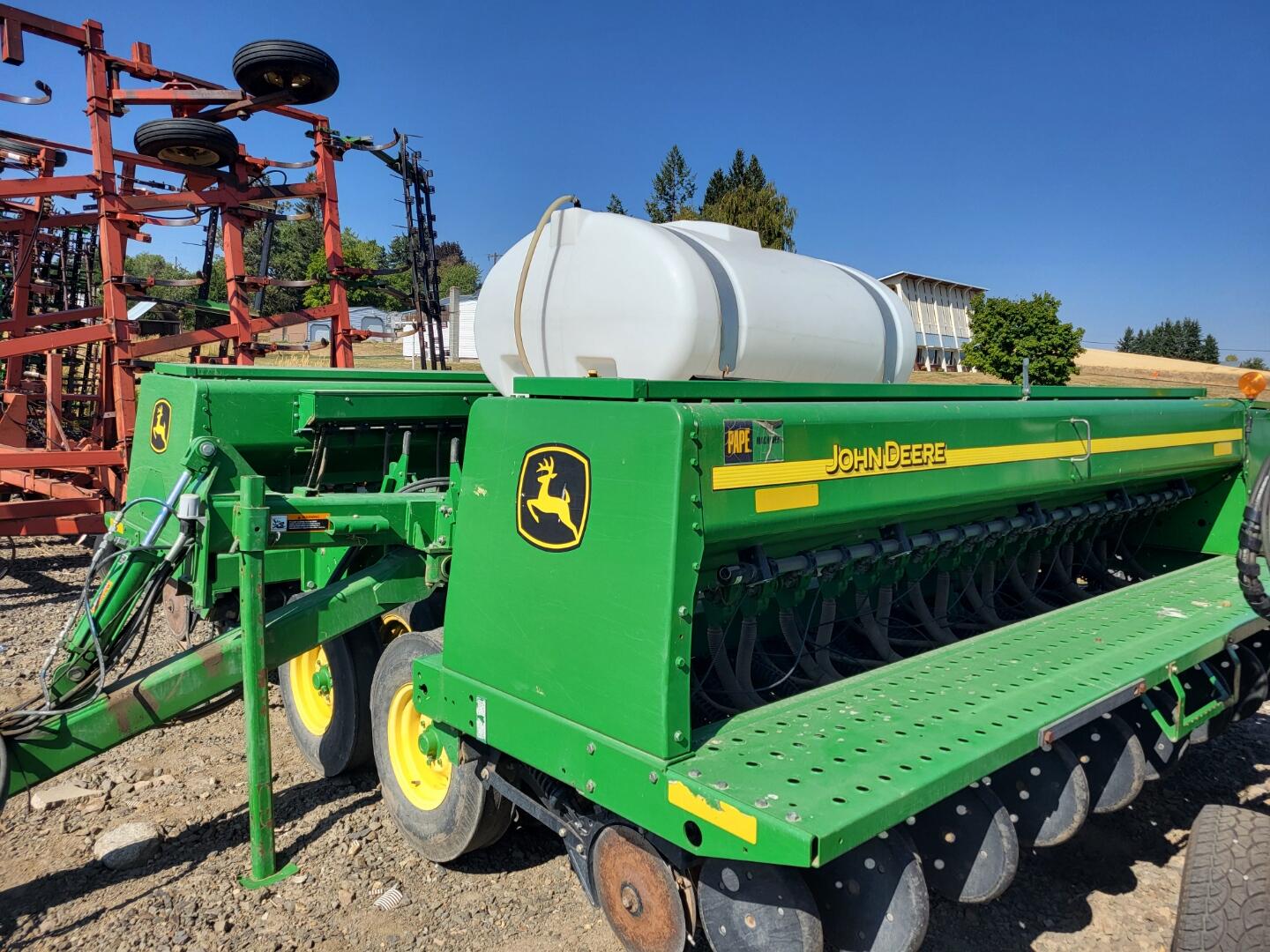 2013 John Deere 455 Drill