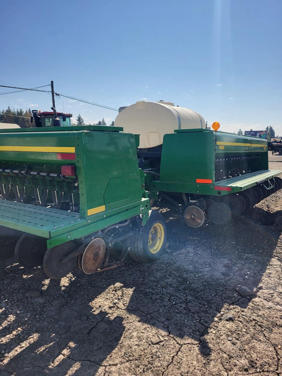 2013 John Deere 455 Drill