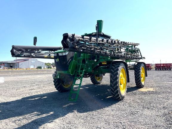 2022 John Deere 616R Sprayer/High Clearance