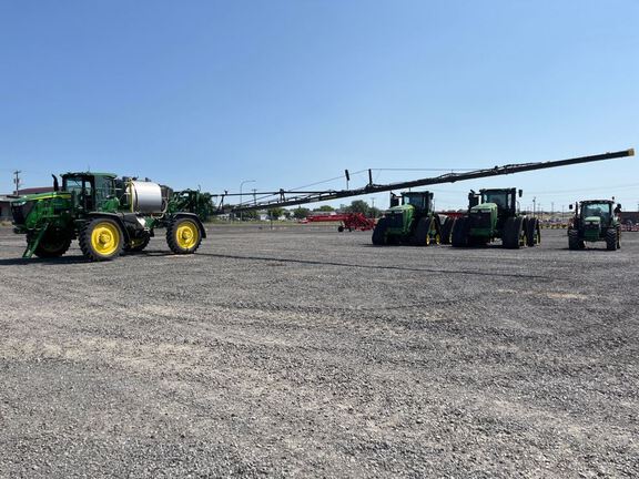 2022 John Deere 616R Sprayer/High Clearance