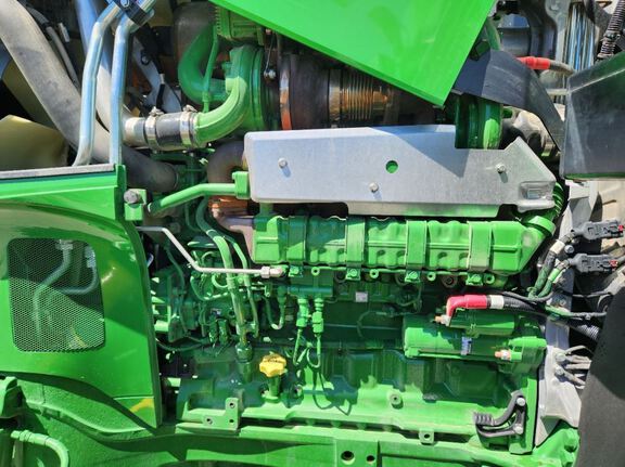 2023 John Deere 7R 230 Tractor