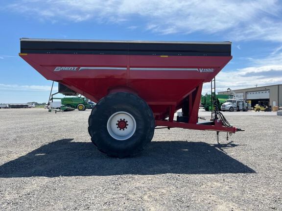 2020 Unverferth V1100 Grain Cart