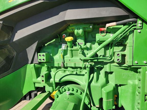 2023 John Deere 8RX 370 Tractor Rubber Track