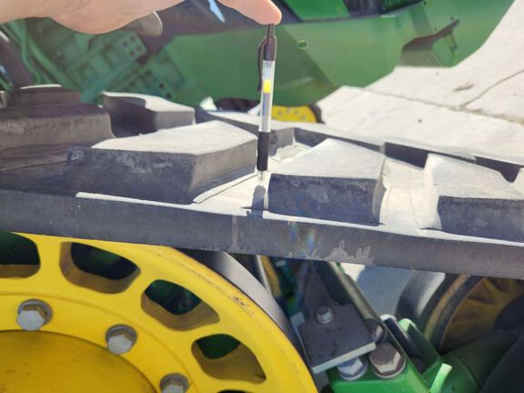 2023 John Deere 8RX 370 Tractor Rubber Track