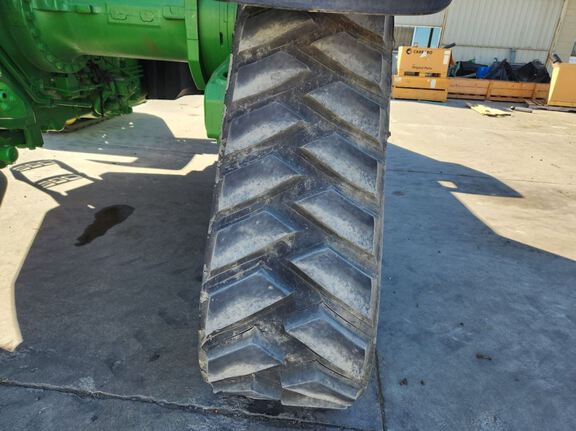 2023 John Deere 8RX 370 Tractor Rubber Track