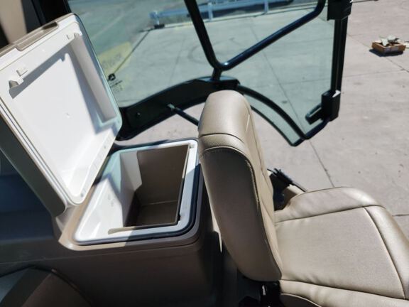 2023 John Deere 8RX 370 Tractor Rubber Track