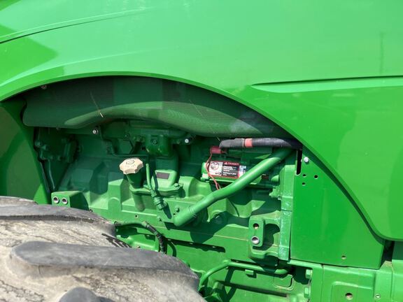 2018 John Deere 8370R Tractor